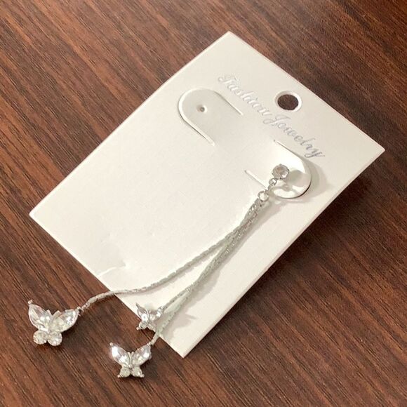 Boutique Luxe NEW - 3 strand butterfly dangle 👂💍 - Picture 3 of 5